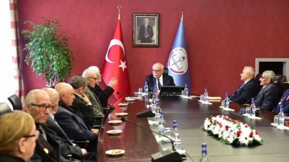 İstiklâl Madalyalılar Bakan Avcı’yı ziyaret etti